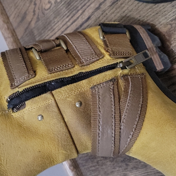 Gorgeous Sorel riding boots - Picture 8 of 15